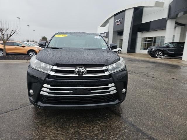 used 2018 Toyota Highlander car, priced at $22,878