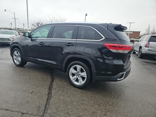 used 2018 Toyota Highlander car, priced at $22,878