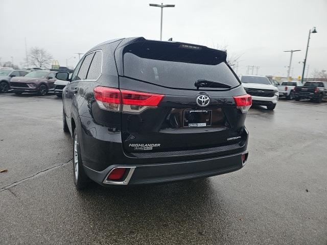 used 2018 Toyota Highlander car, priced at $22,878