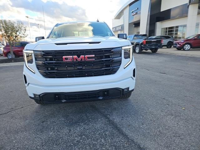 new 2025 GMC Sierra 1500 car, priced at $63,040