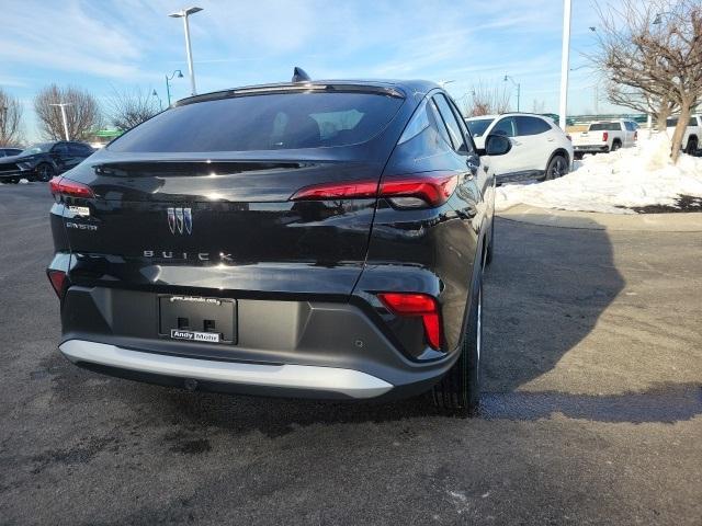 new 2025 Buick Envista car, priced at $24,712