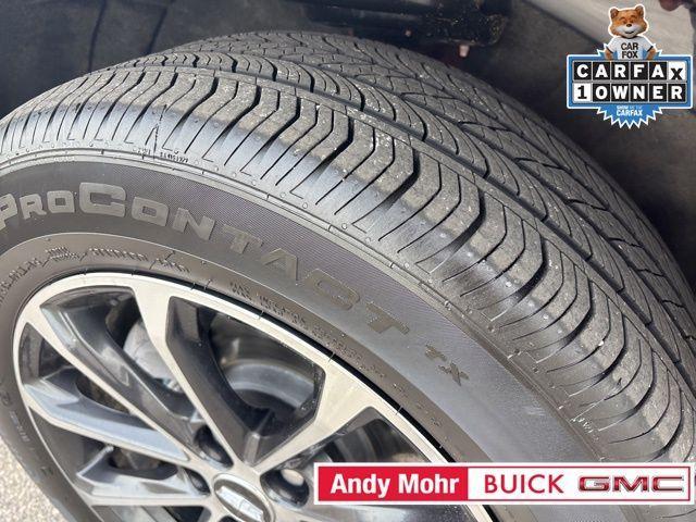 used 2024 Cadillac XT4 car, priced at $39,006