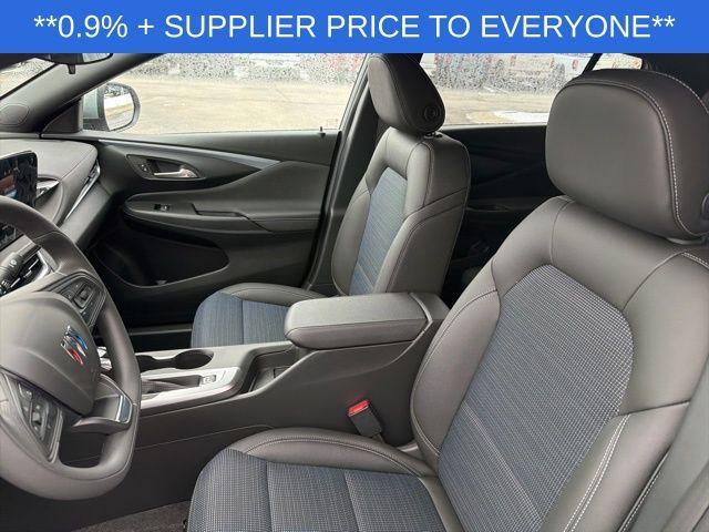 new 2026 Buick Envista car, priced at $25,630