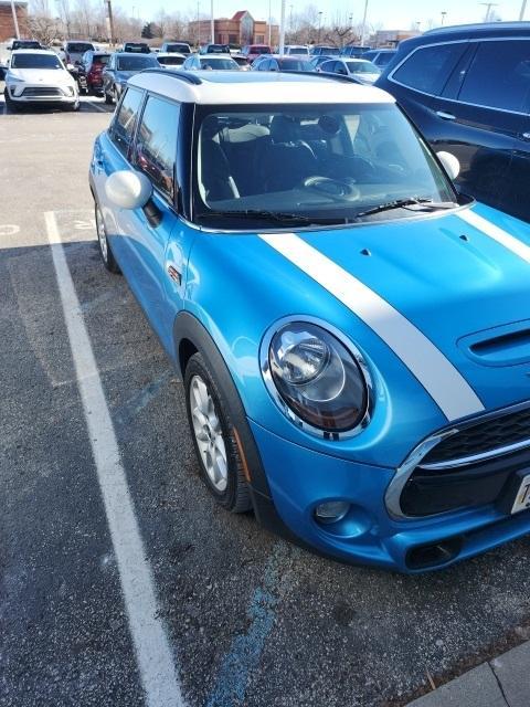 used 2018 MINI Hardtop car, priced at $19,338