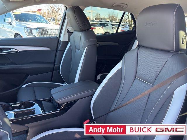 new 2025 Buick Envision car, priced at $36,864