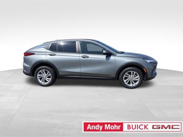 new 2025 Buick Envista car, priced at $23,780