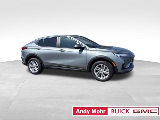 new 2025 Buick Envista car, priced at $23,780