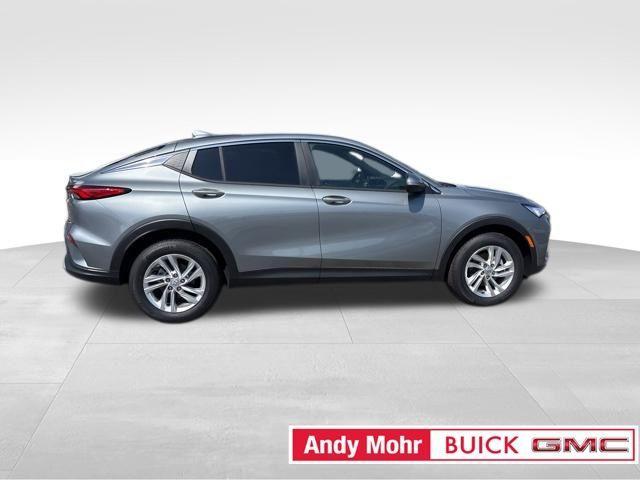 new 2025 Buick Envista car, priced at $23,780