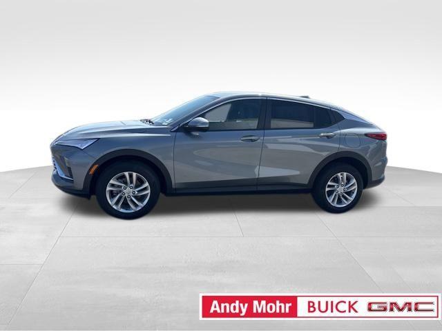 new 2025 Buick Envista car, priced at $23,780