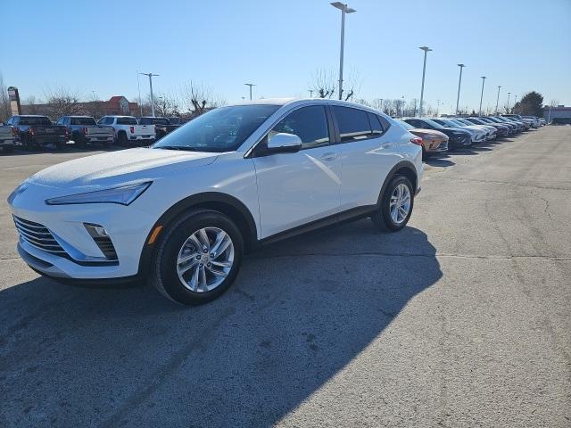 new 2025 Buick Envista car, priced at $25,167