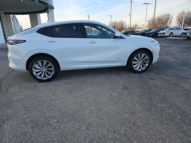 new 2025 Buick Envista car, priced at $30,978