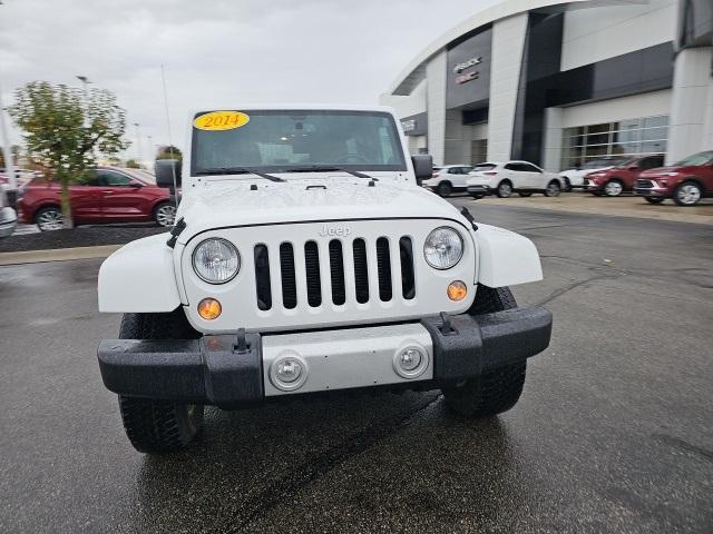 used 2014 Jeep Wrangler Unlimited car, priced at $21,300