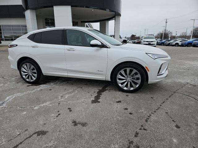 new 2024 Buick Envista car, priced at $27,101