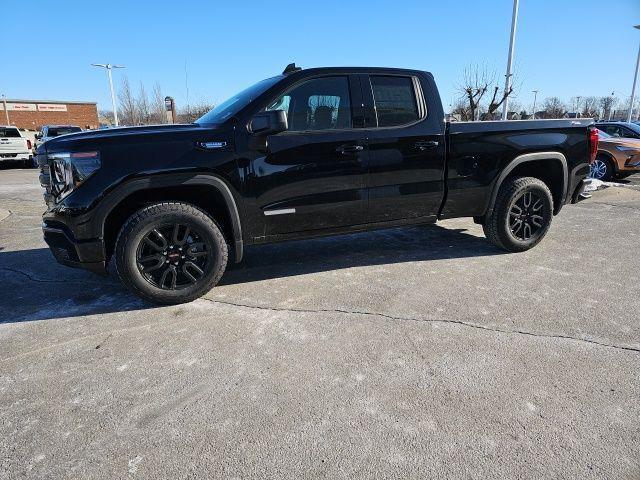 new 2025 GMC Sierra 1500 car, priced at $52,088