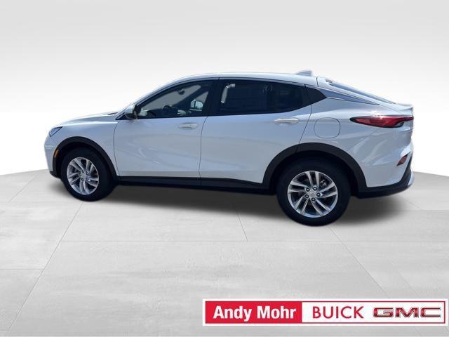 new 2025 Buick Envista car, priced at $24,392