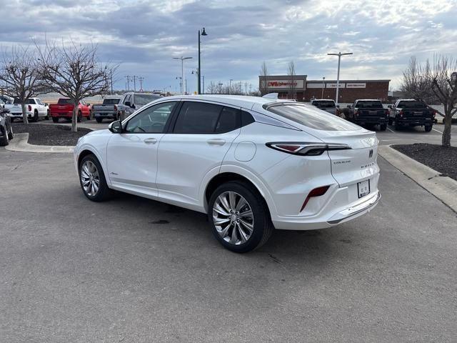 new 2025 Buick Envista car, priced at $29,568