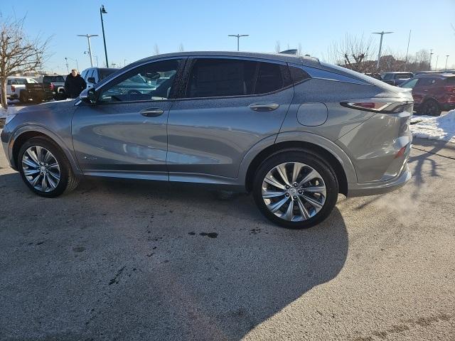 new 2025 Buick Envista car, priced at $30,432