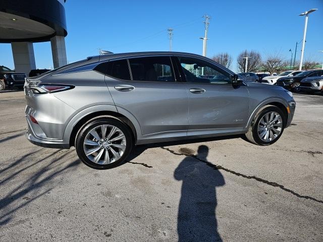 new 2025 Buick Envista car, priced at $30,432