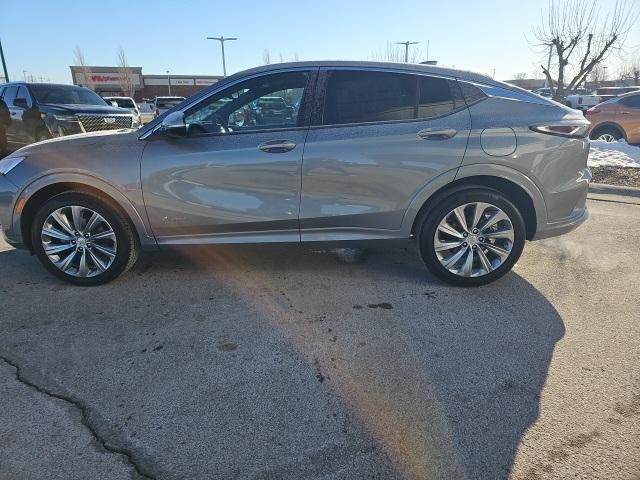 new 2025 Buick Envista car, priced at $30,432