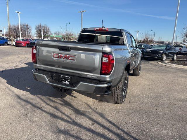 new 2025 GMC Canyon car, priced at $42,582