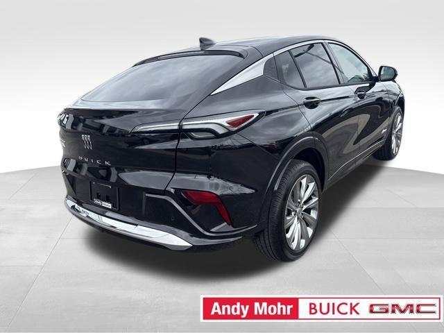 new 2025 Buick Envista car, priced at $28,177