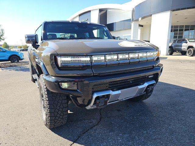new 2025 GMC HUMMER EV Pickup car, priced at $126,405