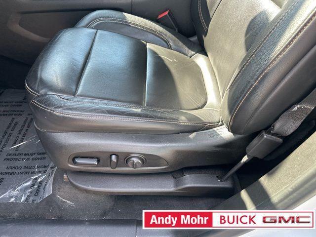 used 2021 Chevrolet Traverse car, priced at $16,600