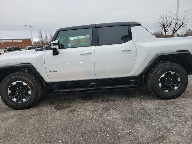 new 2025 GMC HUMMER EV Pickup car, priced at $107,685