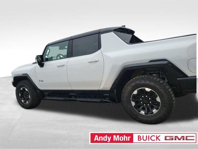 new 2025 GMC HUMMER EV Pickup car, priced at $107,685