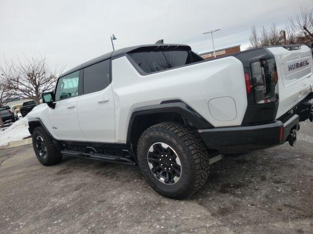 new 2025 GMC HUMMER EV Pickup car, priced at $107,685