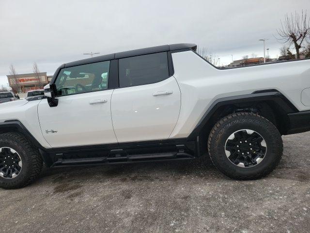 new 2025 GMC HUMMER EV Pickup car, priced at $107,685