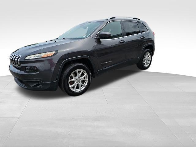 used 2016 Jeep Cherokee car, priced at $4,269