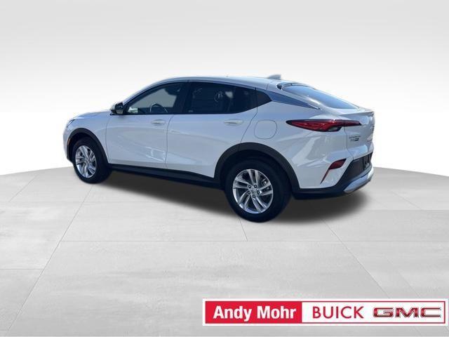new 2025 Buick Envista car, priced at $23,893