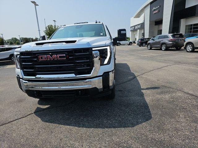 new 2024 GMC Sierra 2500 car, priced at $53,902