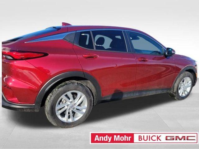 new 2025 Buick Envista car, priced at $24,649