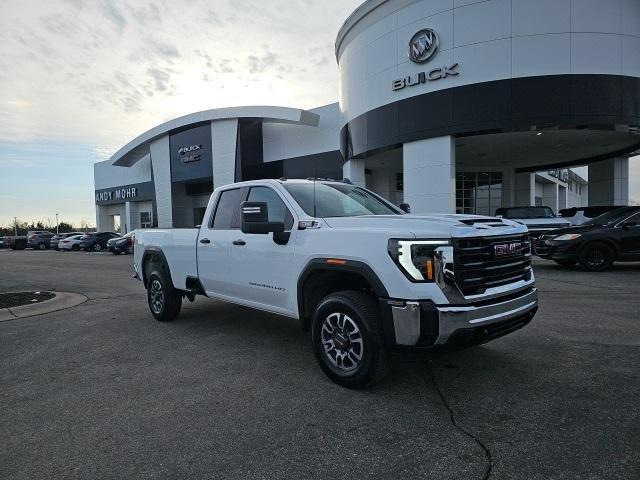 new 2025 GMC Sierra 3500 car, priced at $55,124