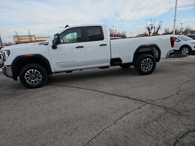 new 2025 GMC Sierra 3500 car, priced at $55,124