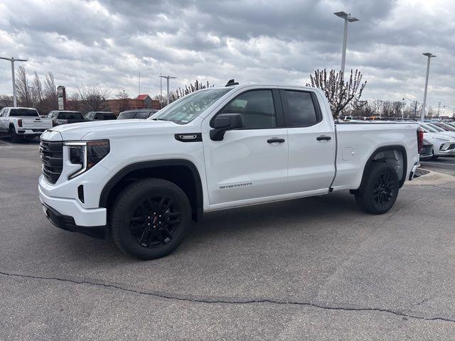 new 2025 GMC Sierra 1500 car, priced at $41,977