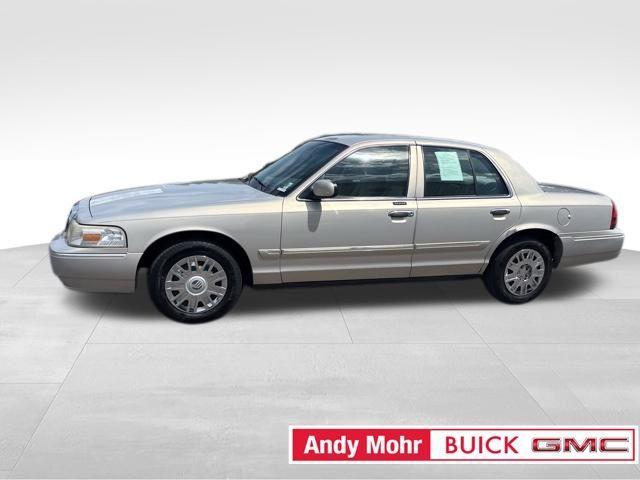 used 2008 Mercury Grand Marquis car, priced at $3,000