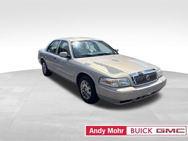 used 2008 Mercury Grand Marquis car, priced at $3,000