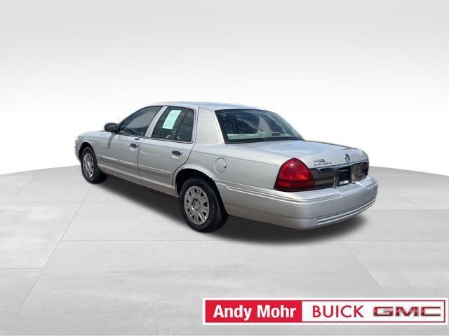 used 2008 Mercury Grand Marquis car, priced at $3,000