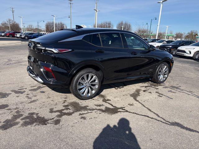 new 2025 Buick Envista car, priced at $29,709