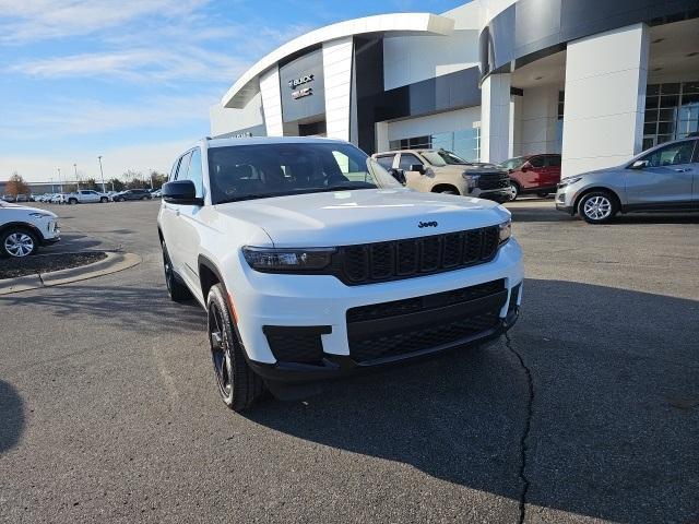 used 2023 Jeep Grand Cherokee L car, priced at $35,367