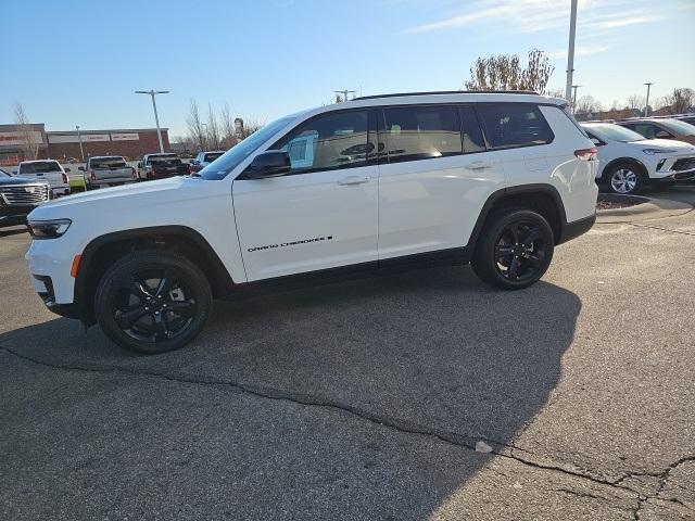 used 2023 Jeep Grand Cherokee L car, priced at $35,367