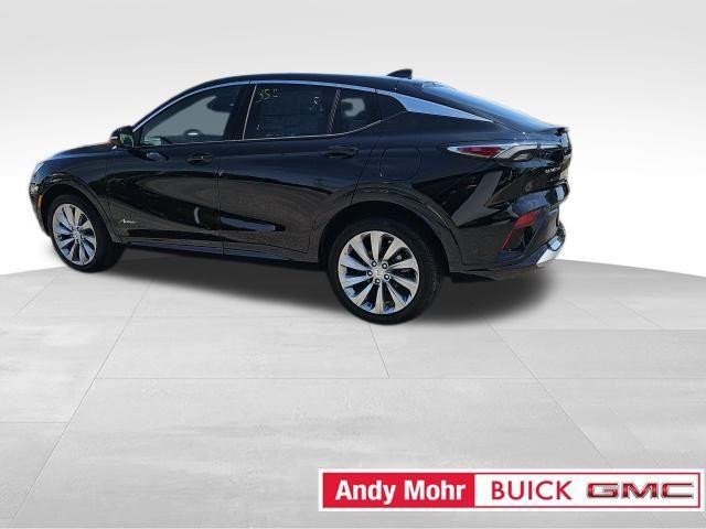new 2025 Buick Envista car, priced at $29,471