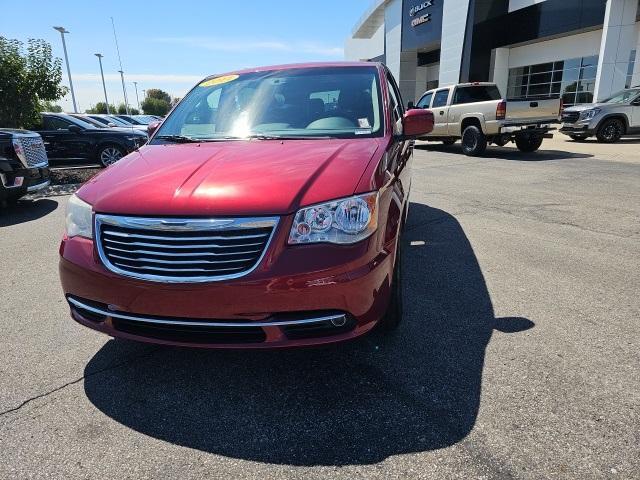 used 2014 Chrysler Town & Country car, priced at $4,350