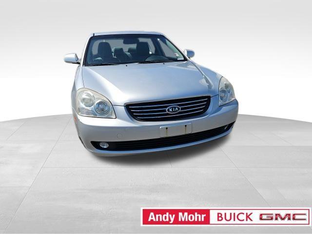 used 2008 Kia Optima car, priced at $4,000