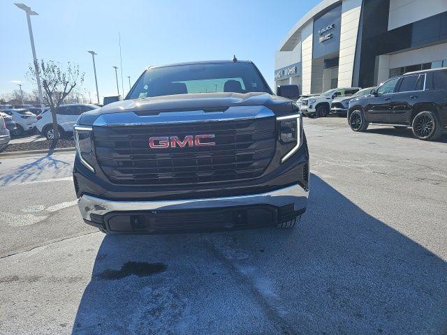 new 2025 GMC Sierra 1500 car, priced at $42,887