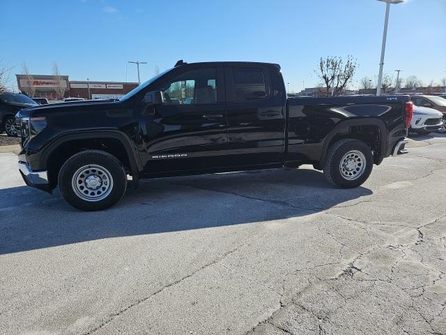 new 2025 GMC Sierra 1500 car, priced at $42,685