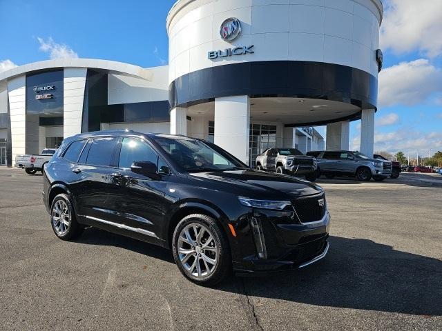 used 2020 Cadillac XT6 car, priced at $23,400